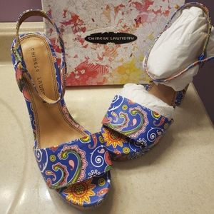 Chinese Laundry Abie Paisley Blue heels size 9.5 or 40.5